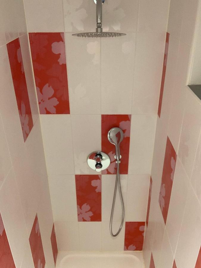 Clos Du Cardinal Avec Piscine ลีล-ซูร์-ลา-ซอร์ก ภายนอก รูปภาพ
